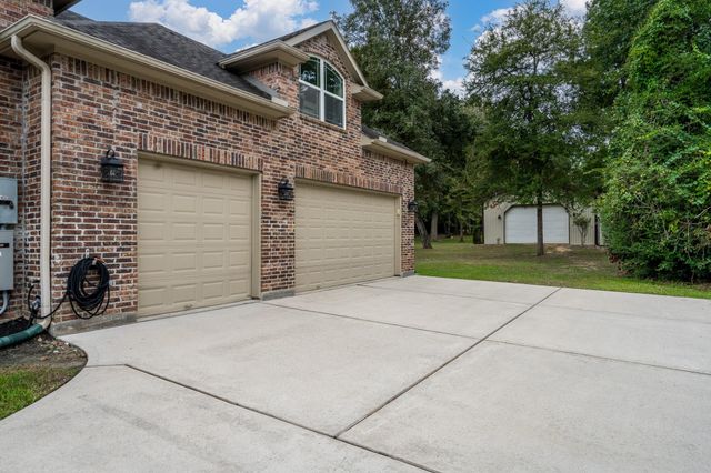 11274 Majestic Drive, Montgomery, TX 77316