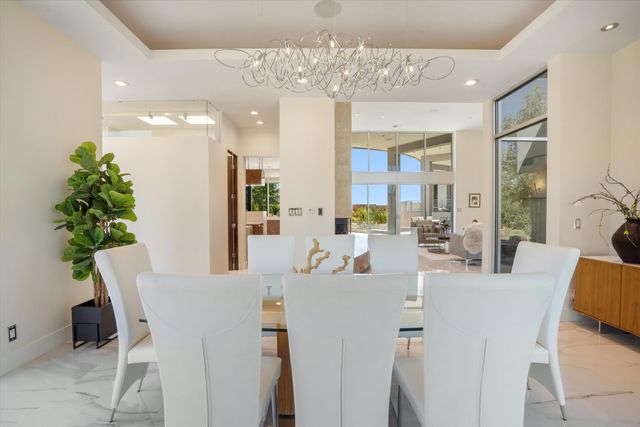 13632 Canada Del Oso Place NE, Albuquerque, NM 87111