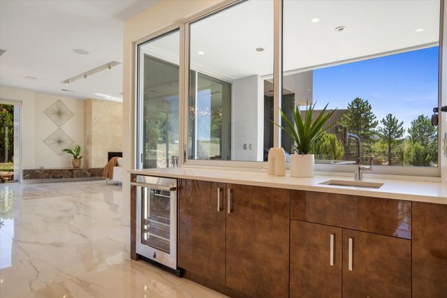 13632 Canada Del Oso Place NE, Albuquerque, NM 87111