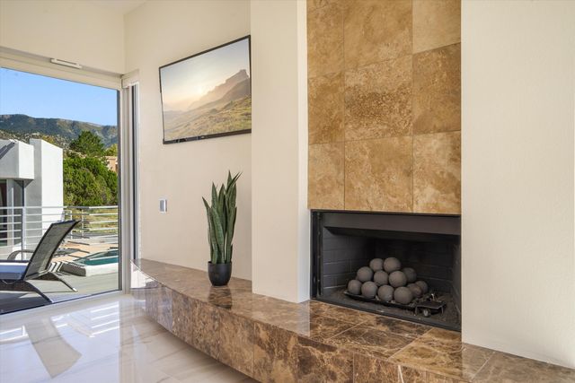 13632 Canada Del Oso Place NE, Albuquerque, NM 87111