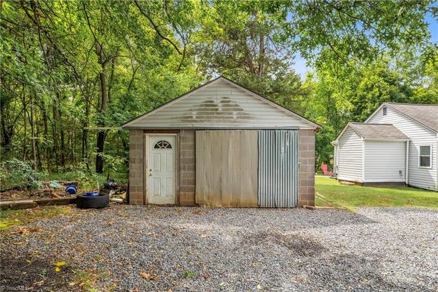 6257 Lake Brandt Road, Summerfield, NC 27358