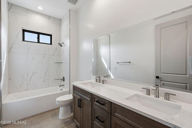4910 W Placita De Los Vientos, Tucson, AZ 85745