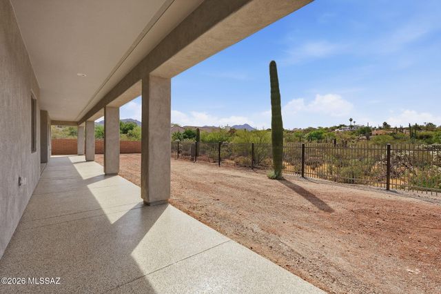 4910 W Placita De Los Vientos, Tucson, AZ 85745