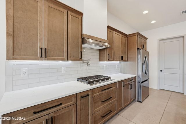 4910 W Placita De Los Vientos, Tucson, AZ 85745