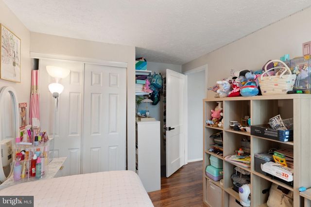 7457 WOUNDED KNEE RD, Lorton, VA 22079