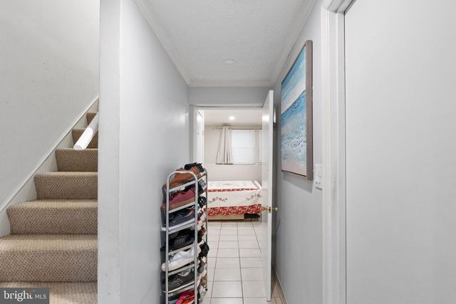 7457 WOUNDED KNEE RD, Lorton, VA 22079