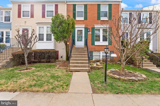 7457 WOUNDED KNEE RD, Lorton, VA 22079