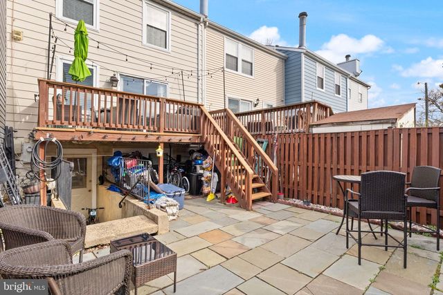 7457 WOUNDED KNEE RD, Lorton, VA 22079