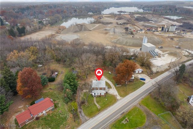 2823 Columbus Road NE, Canton, OH 44705