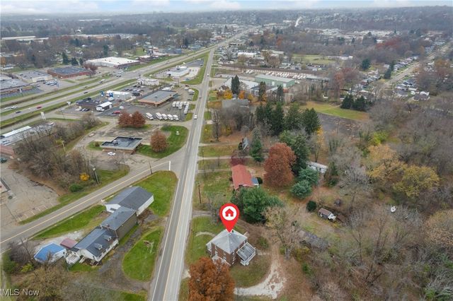 2823 Columbus Road NE, Canton, OH 44705