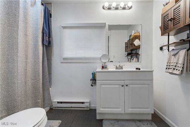 2823 Columbus Road NE, Canton, OH 44705