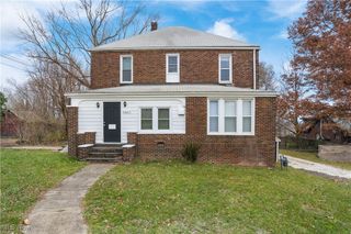 2823 Columbus Road NE, Canton, OH 44705