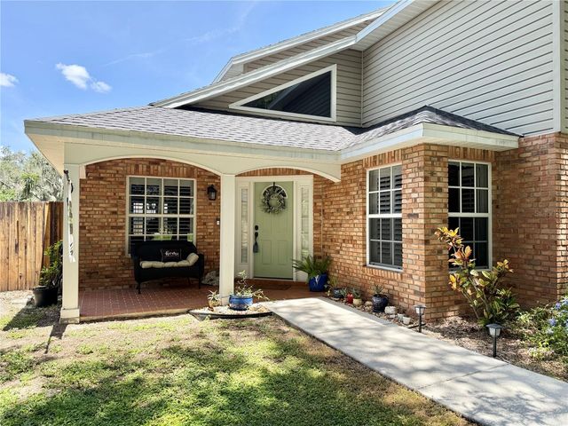 9306 ALANBROOKE ST, Temple Terrace, FL 33637