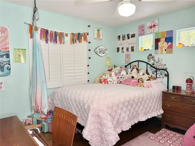 9306 ALANBROOKE ST, Temple Terrace, FL 33637