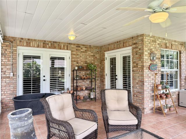 9306 ALANBROOKE ST, Temple Terrace, FL 33637