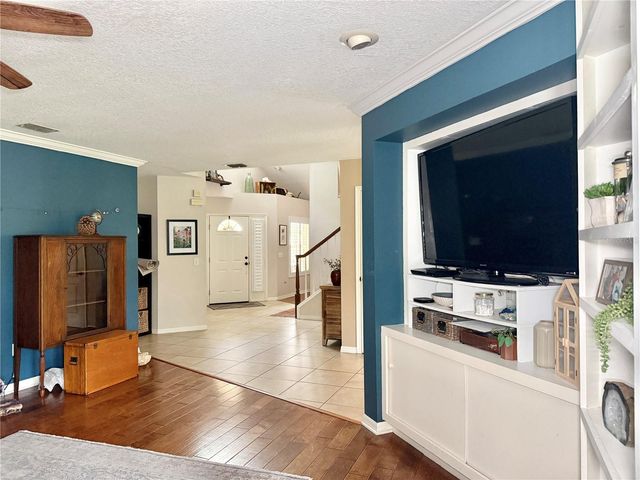 9306 ALANBROOKE ST, Temple Terrace, FL 33637