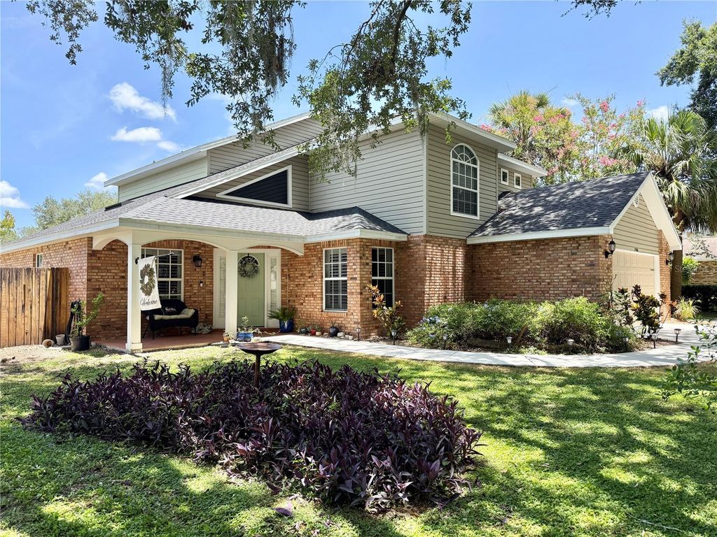 9306 ALANBROOKE ST, Temple Terrace, FL 33637