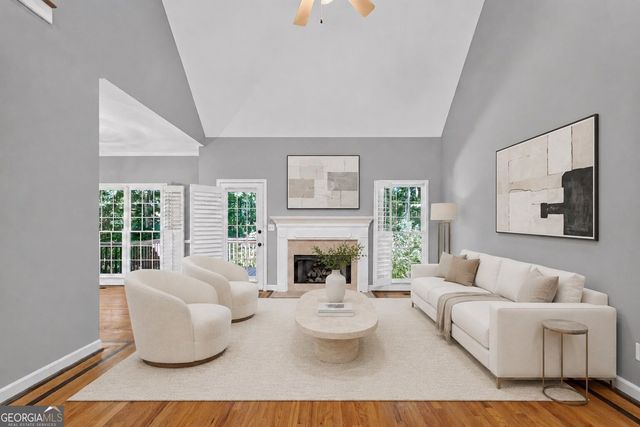 315 Thorntree Lane, Canton, GA 30115