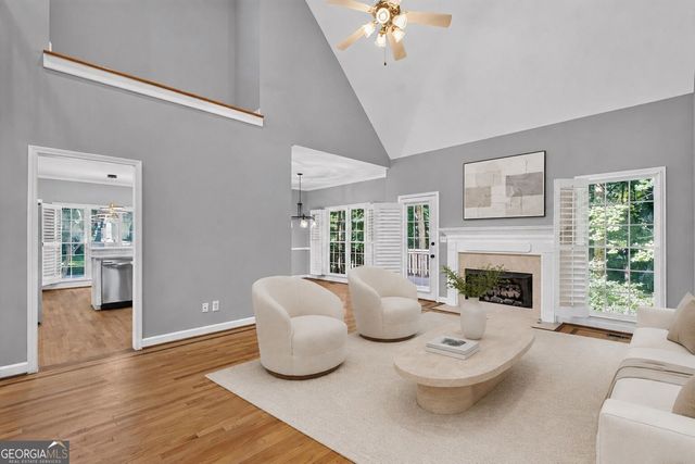 315 Thorntree Lane, Canton, GA 30115