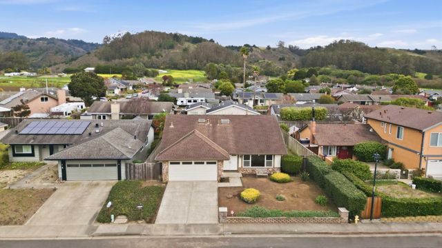 1519 Hawser Lane, Half Moon Bay, CA 94019