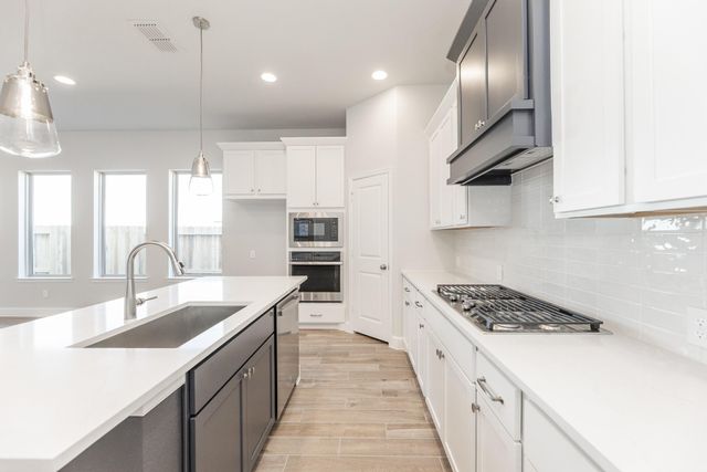 2922 Sunrise Field Lane, Brookshire, TX 77423