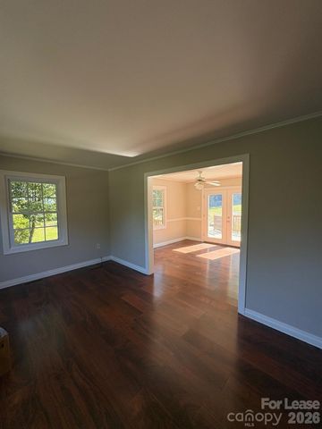 204 Grey Road, Davidson, NC 28036