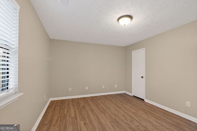 3520 Valley Chase Court, Lithonia, GA 30038