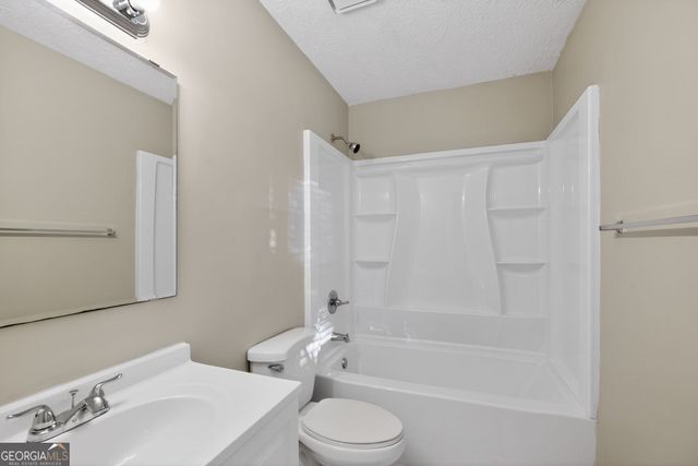 3520 Valley Chase Court, Lithonia, GA 30038