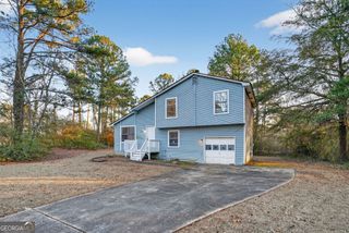 3520 Valley Chase Court, Lithonia, GA 30038