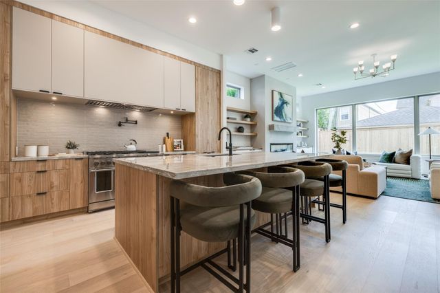 1511 Kipling Street, Houston, TX 77006