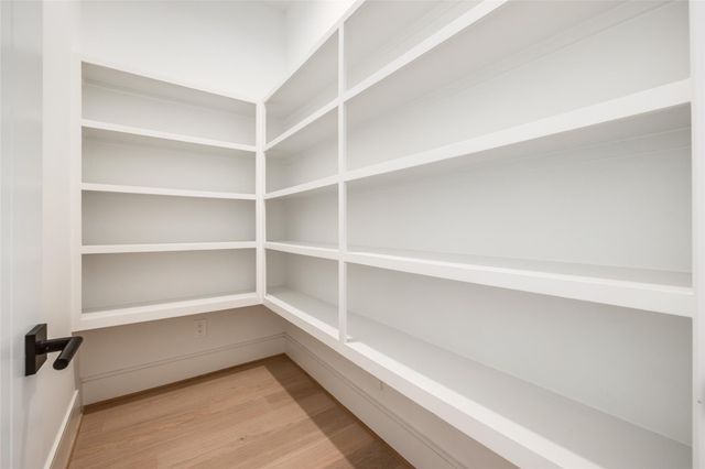 1511 Kipling Street, Houston, TX 77006