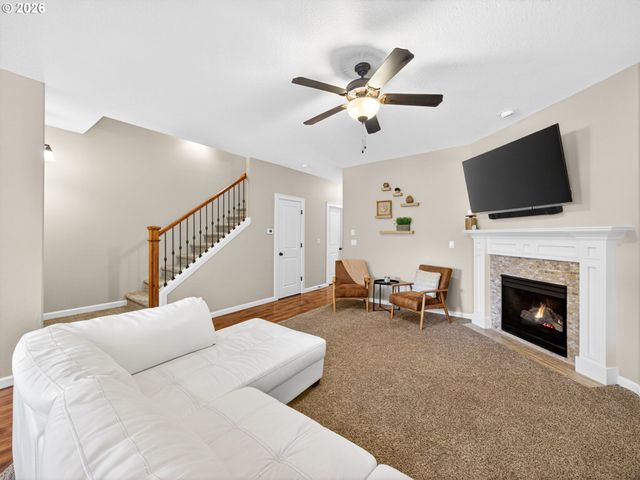 20024 VOYAGE Rd, Oregon City, OR 97045