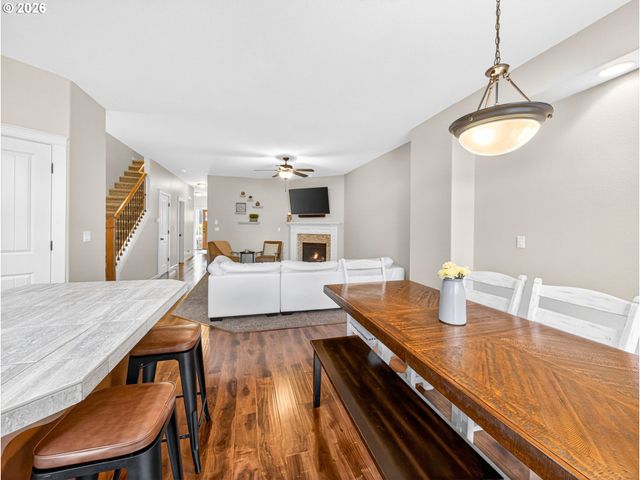 20024 VOYAGE Rd, Oregon City, OR 97045