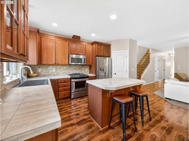 20024 VOYAGE Rd, Oregon City, OR 97045
