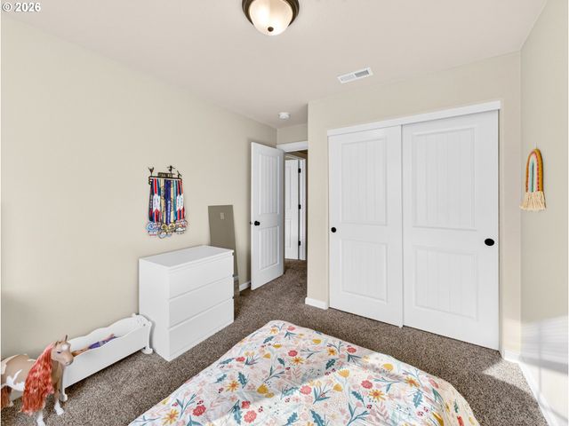 20024 VOYAGE Rd, Oregon City, OR 97045