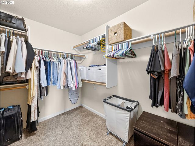 20024 VOYAGE Rd, Oregon City, OR 97045