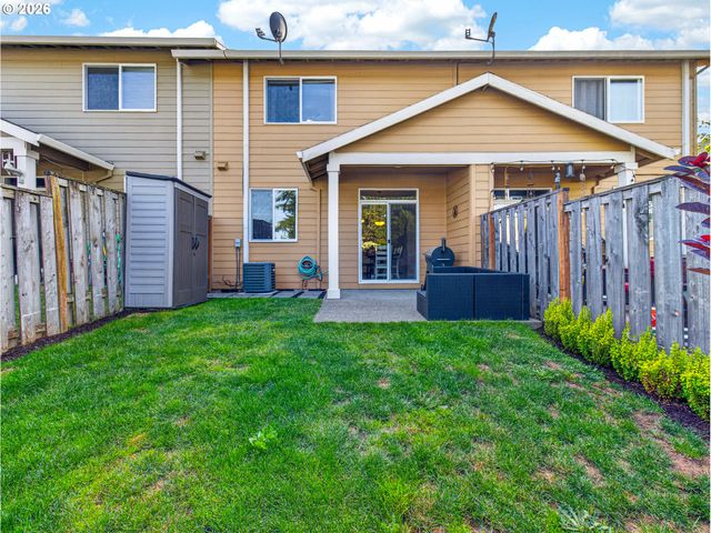 20024 VOYAGE Rd, Oregon City, OR 97045