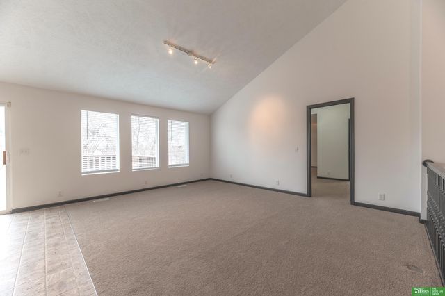 15818 Timberlane Drive, Omaha, NE 68136