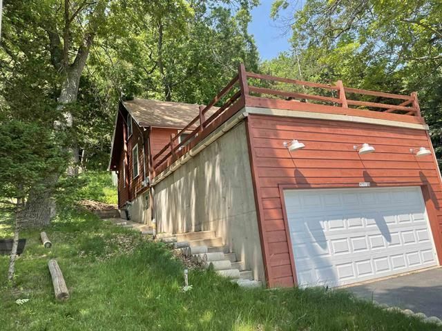 W10728 Tipperary Road, Poynette, WI 53955