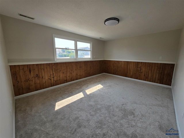 815 S 32nd Street, Spearfish, SD 57783