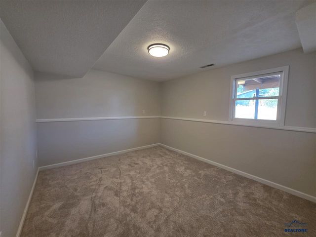 815 S 32nd Street, Spearfish, SD 57783