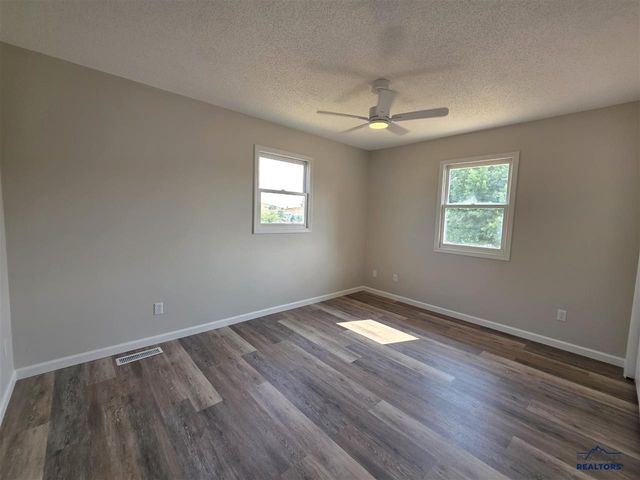 815 S 32nd Street, Spearfish, SD 57783