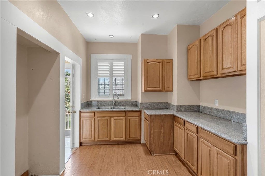 Image 20 of property listing at 451 E 124th, Los Angeles, CA 90061