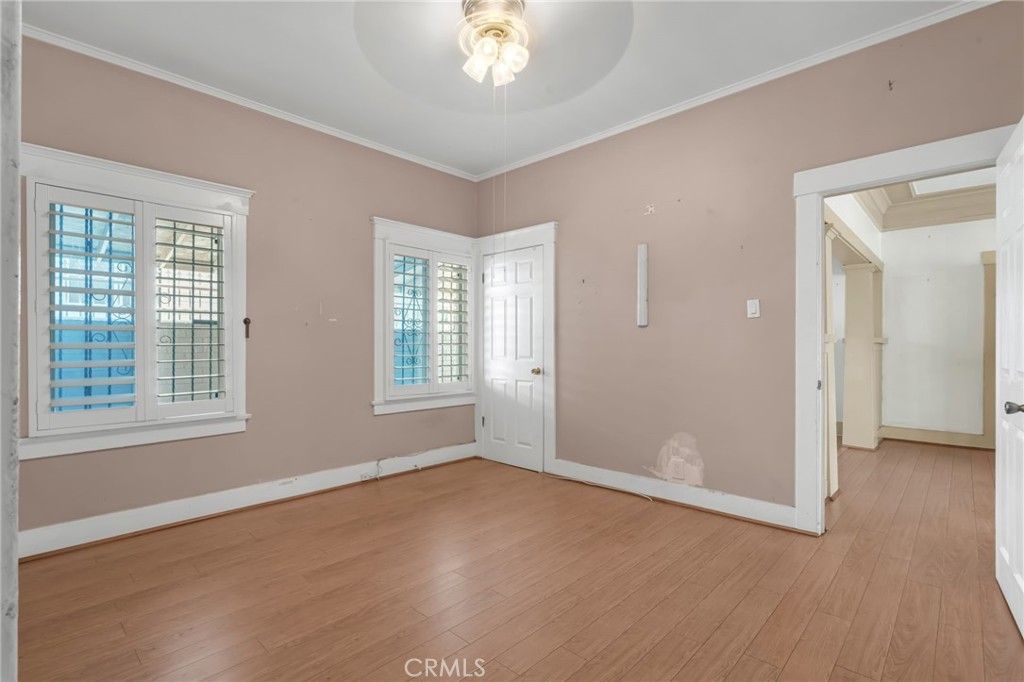 Image 24 of property listing at 451 E 124th, Los Angeles, CA 90061