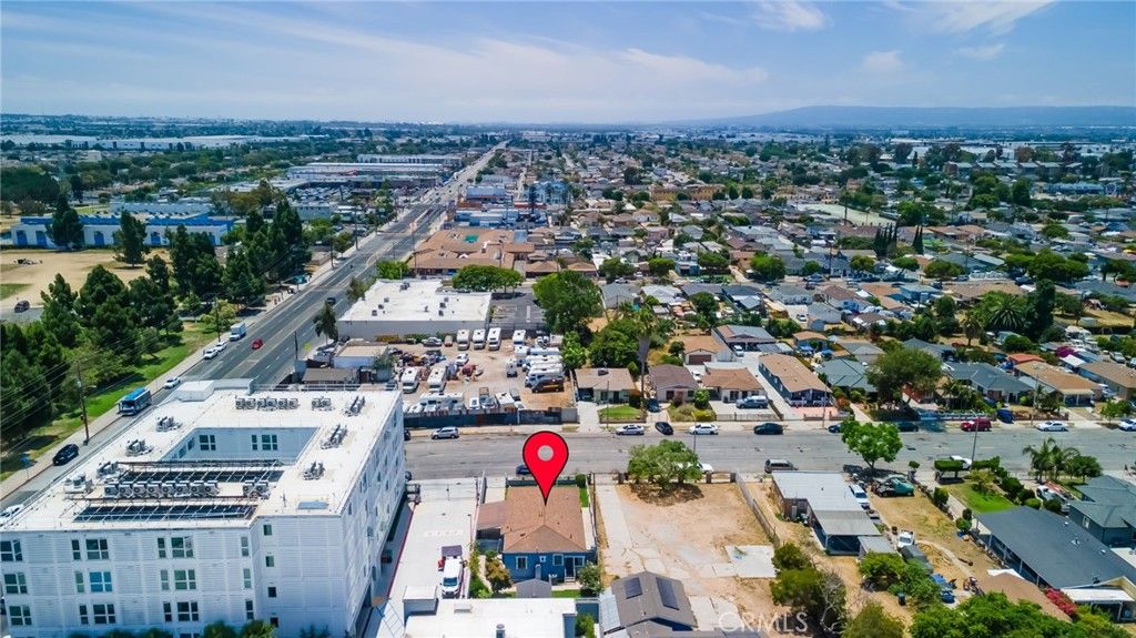Image 43 of property listing at 451 E 124th, Los Angeles, CA 90061