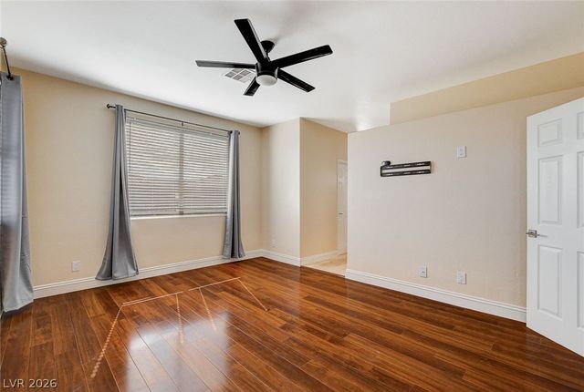 9083 Iron Crow Avenue, Las Vegas, NV 89147