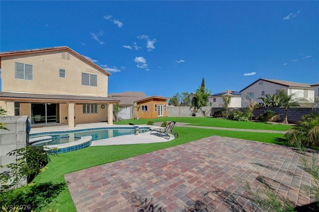 9083 Iron Crow Avenue, Las Vegas, NV 89147