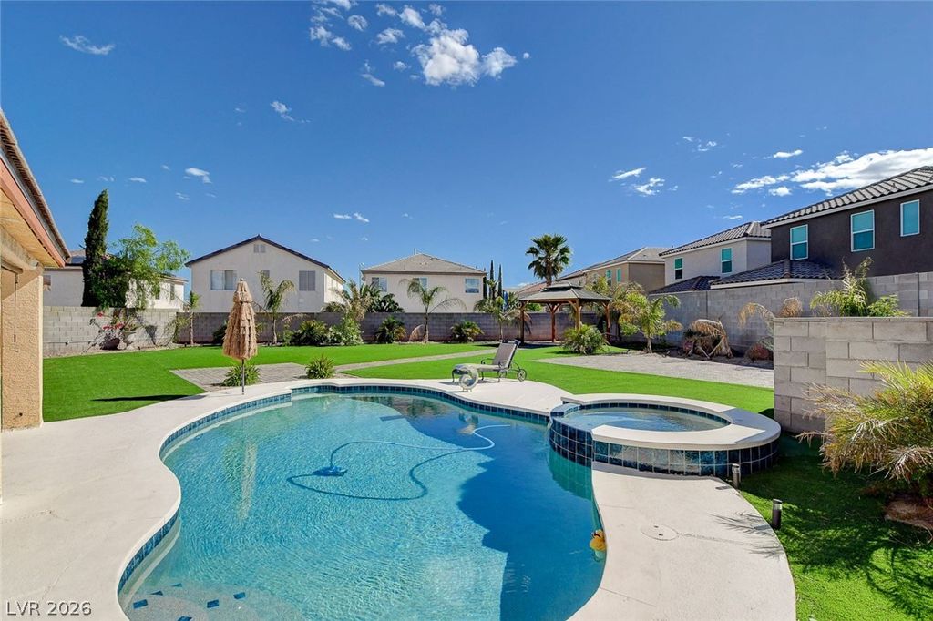 9083 Iron Crow Avenue, Las Vegas, NV 89147