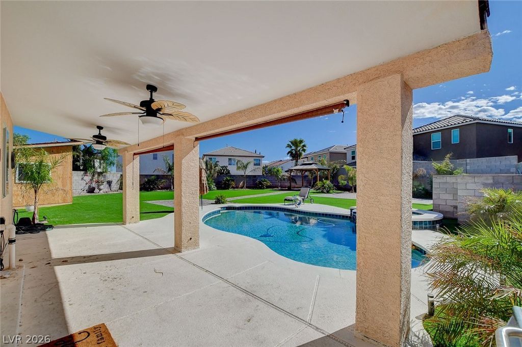 Image 6 of property listing at 9083 Iron Crow Avenue, Las Vegas, NV 89147