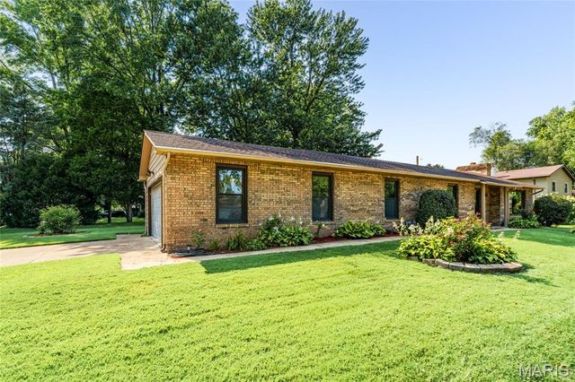 3313 Maryville Road, Granite City, IL 62040